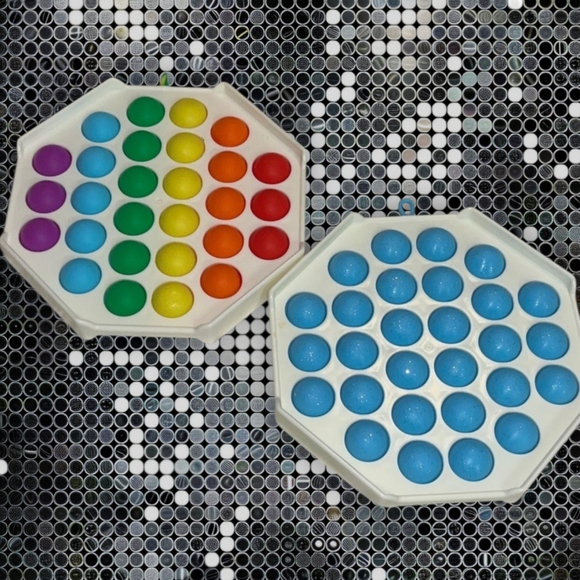 🎃CLEARANCE🎃 Colorful Hexagon Pop It Fidget Toy Set - Picture 1 of 3